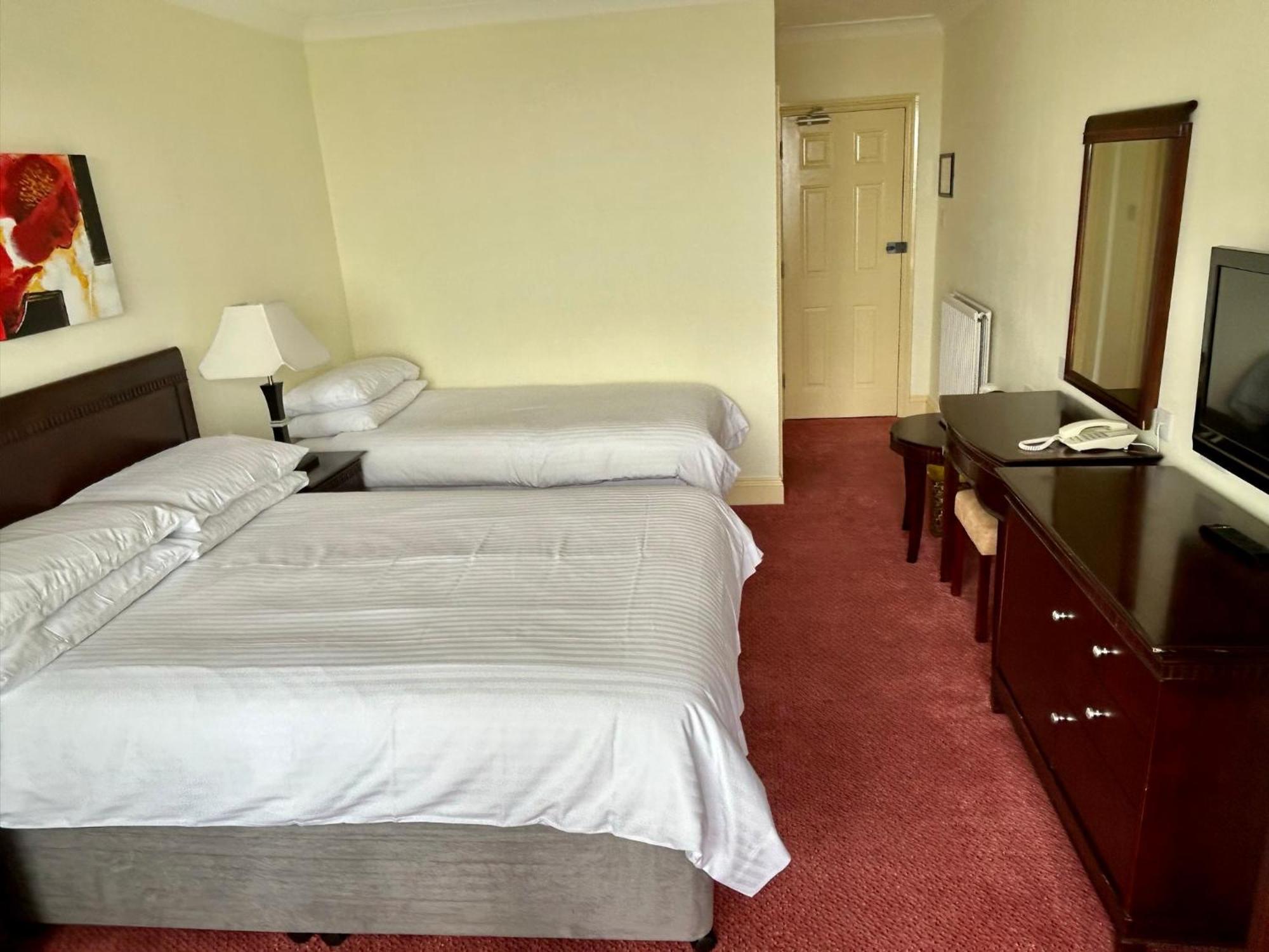 Regent Court - Seafront, Sandown - Free Car Ferry For Bookings Of 3 Or More Nights, Subject To Availability Номер фото