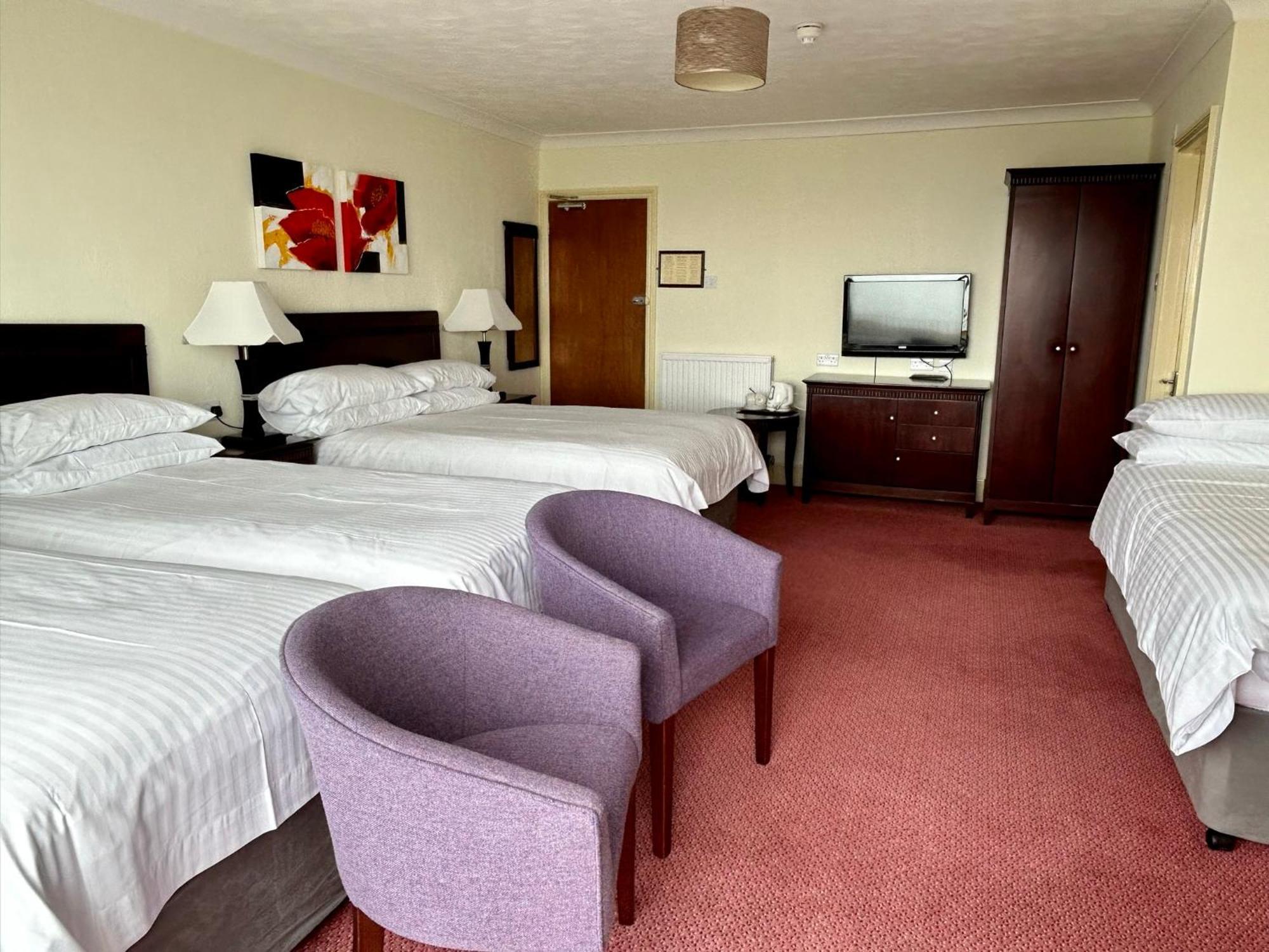 Regent Court - Seafront, Sandown - Free Car Ferry For Bookings Of 3 Or More Nights, Subject To Availability Номер фото