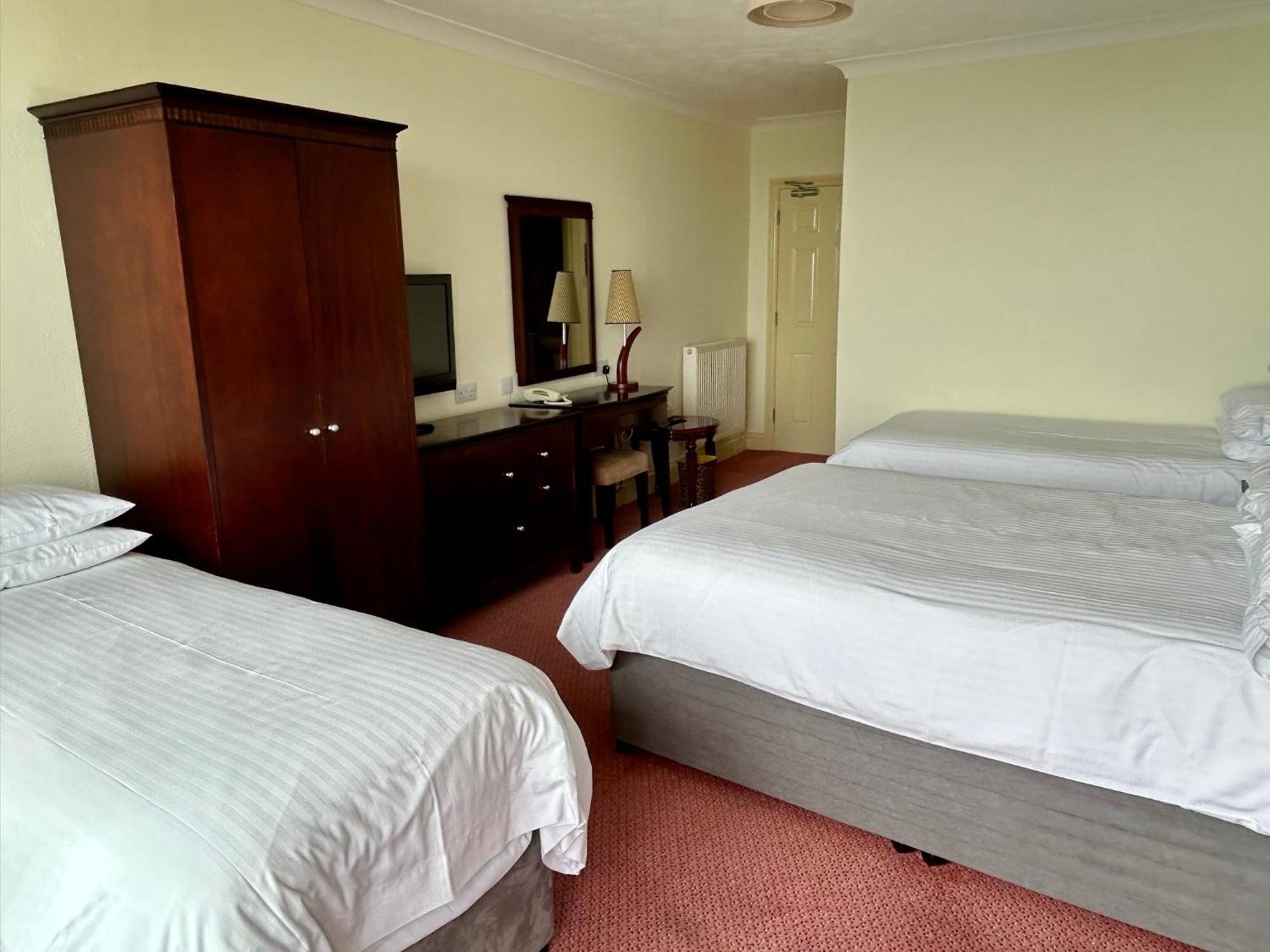 Regent Court - Seafront, Sandown - Free Car Ferry For Bookings Of 3 Or More Nights, Subject To Availability Номер фото